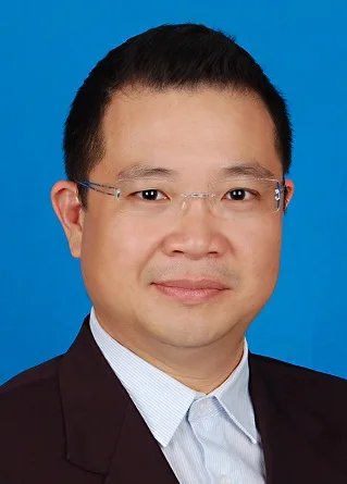 Robert Ling Kui Ee