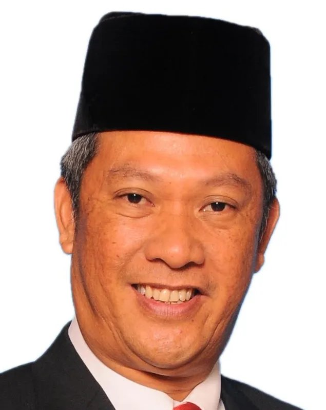 Mat Nadzari bin Ahmad Dahlan